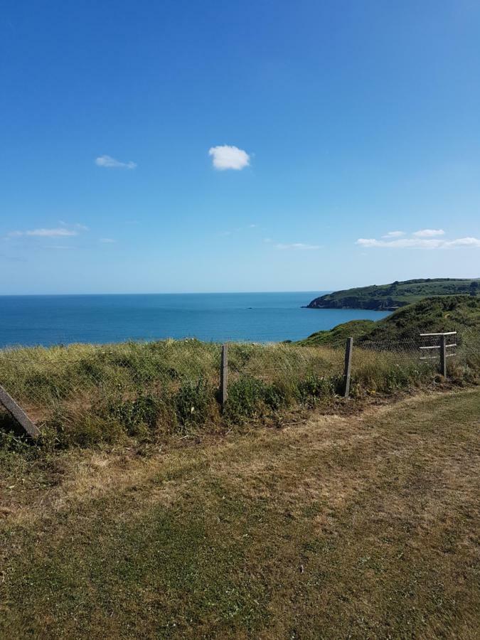 Captain's Quarters B67 Brixham
