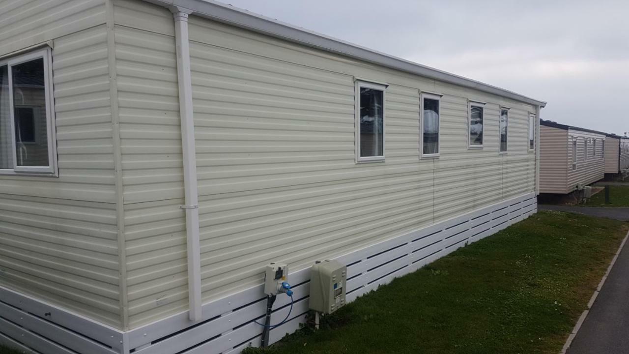 Captain's Quarters B67